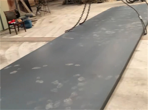 Stainless steel wide and thick plates
