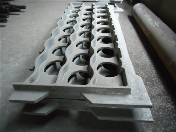 Heat-resistant steel castings